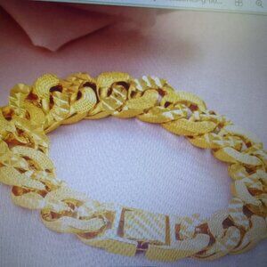 Classic 24K gold-plated stylish wide wristband chain bracelet NWT